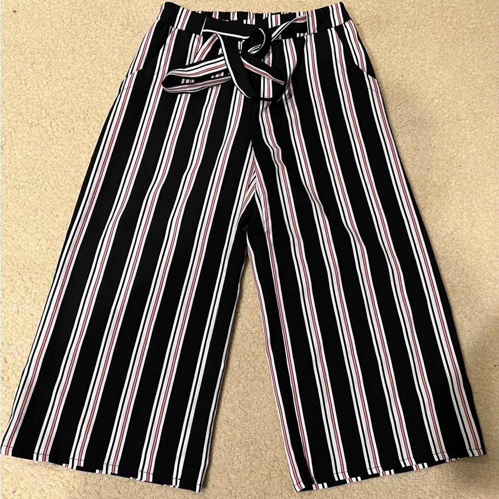 Size medium Joe B, by Joe Benbassett striped pants.
